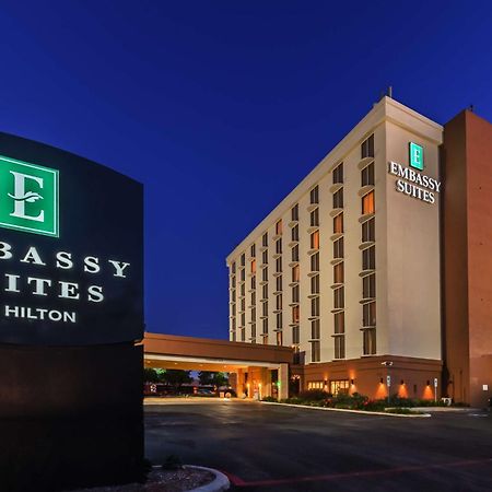 Embassy Suites By Hilton Dallas Market Center Dış mekan fotoğraf