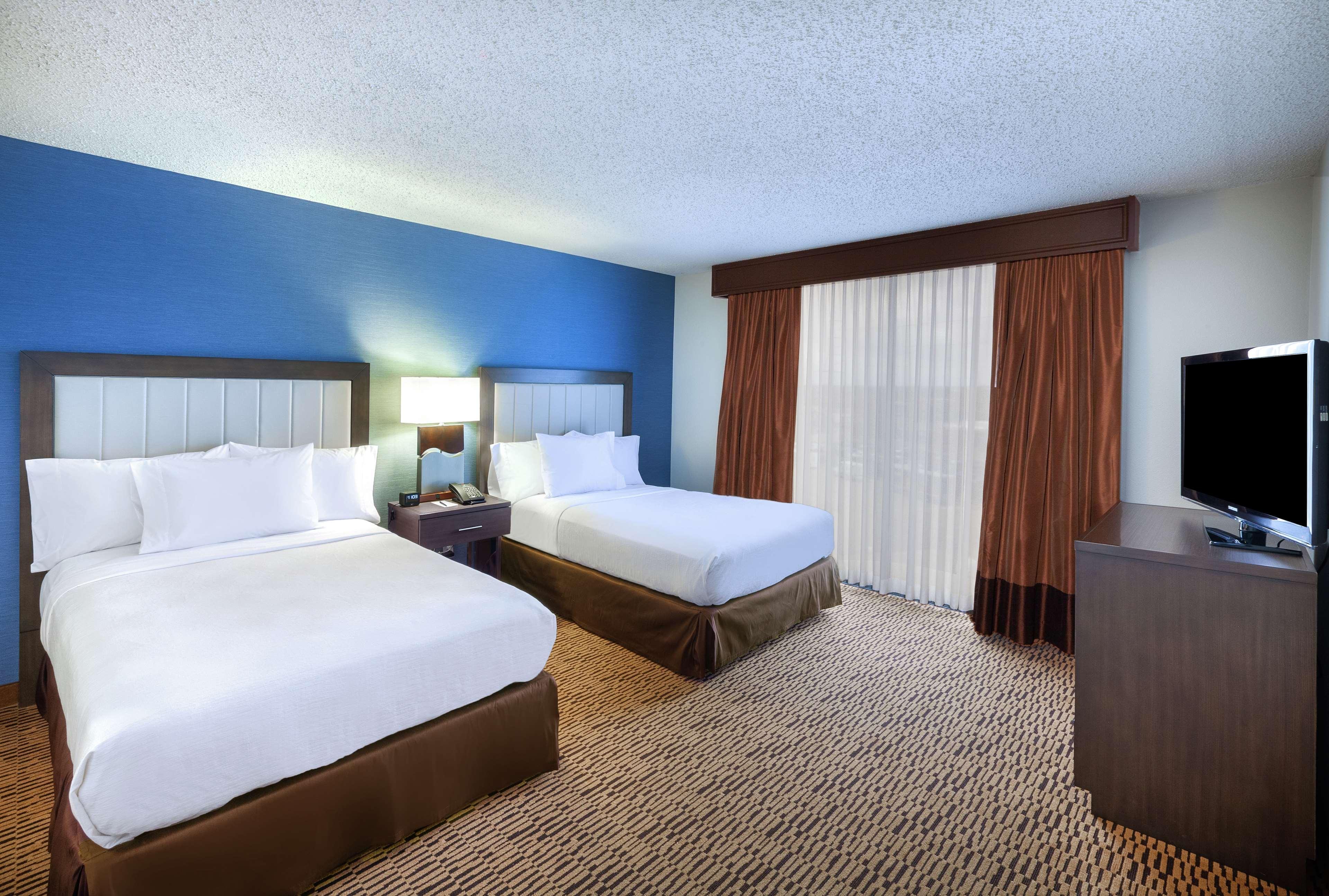 Embassy Suites By Hilton Dallas Market Center Dış mekan fotoğraf