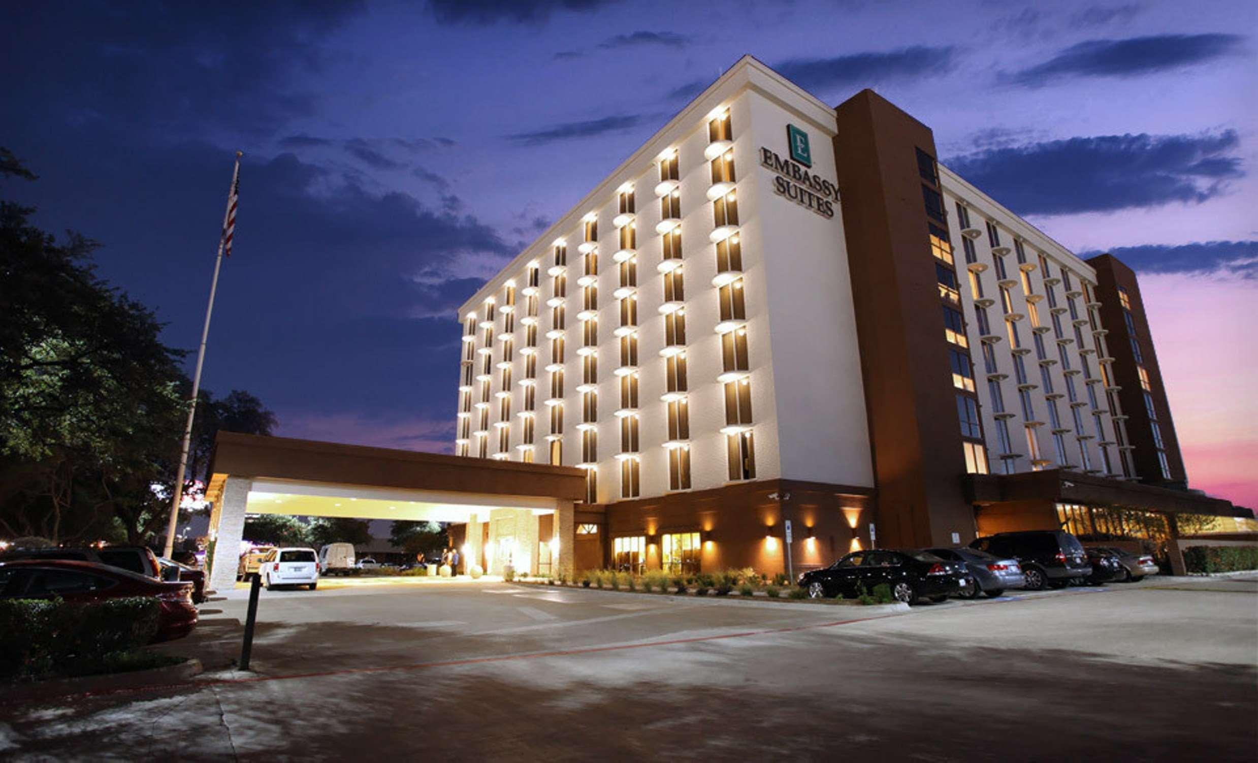 Embassy Suites By Hilton Dallas Market Center Dış mekan fotoğraf