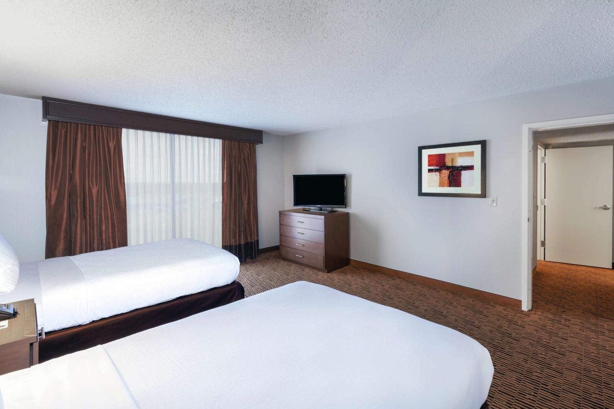 Embassy Suites By Hilton Dallas Market Center Dış mekan fotoğraf
